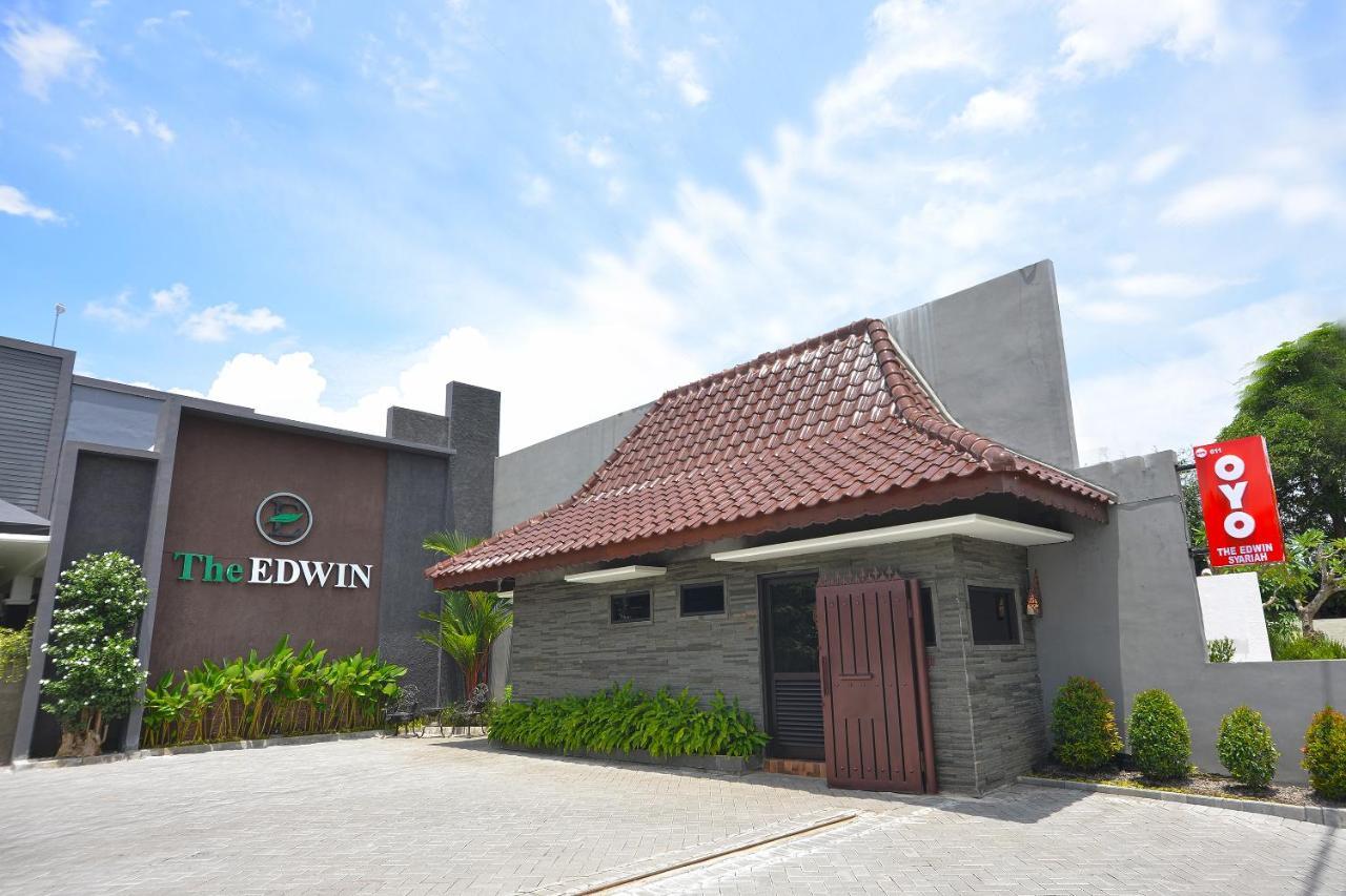 The Edwin Syariah Hotell Ngabean Exteriör bild