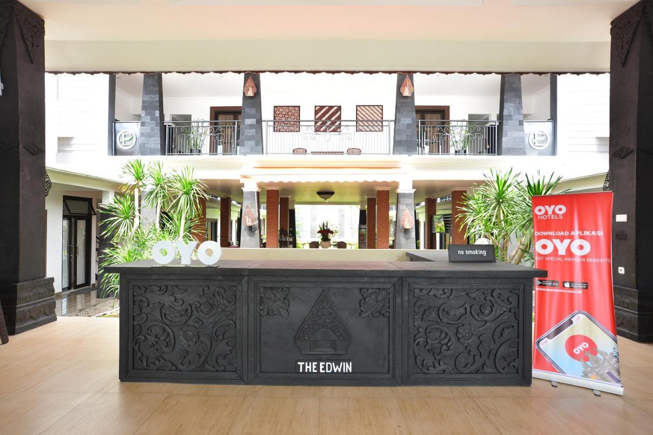 The Edwin Syariah Hotell Ngabean Exteriör bild